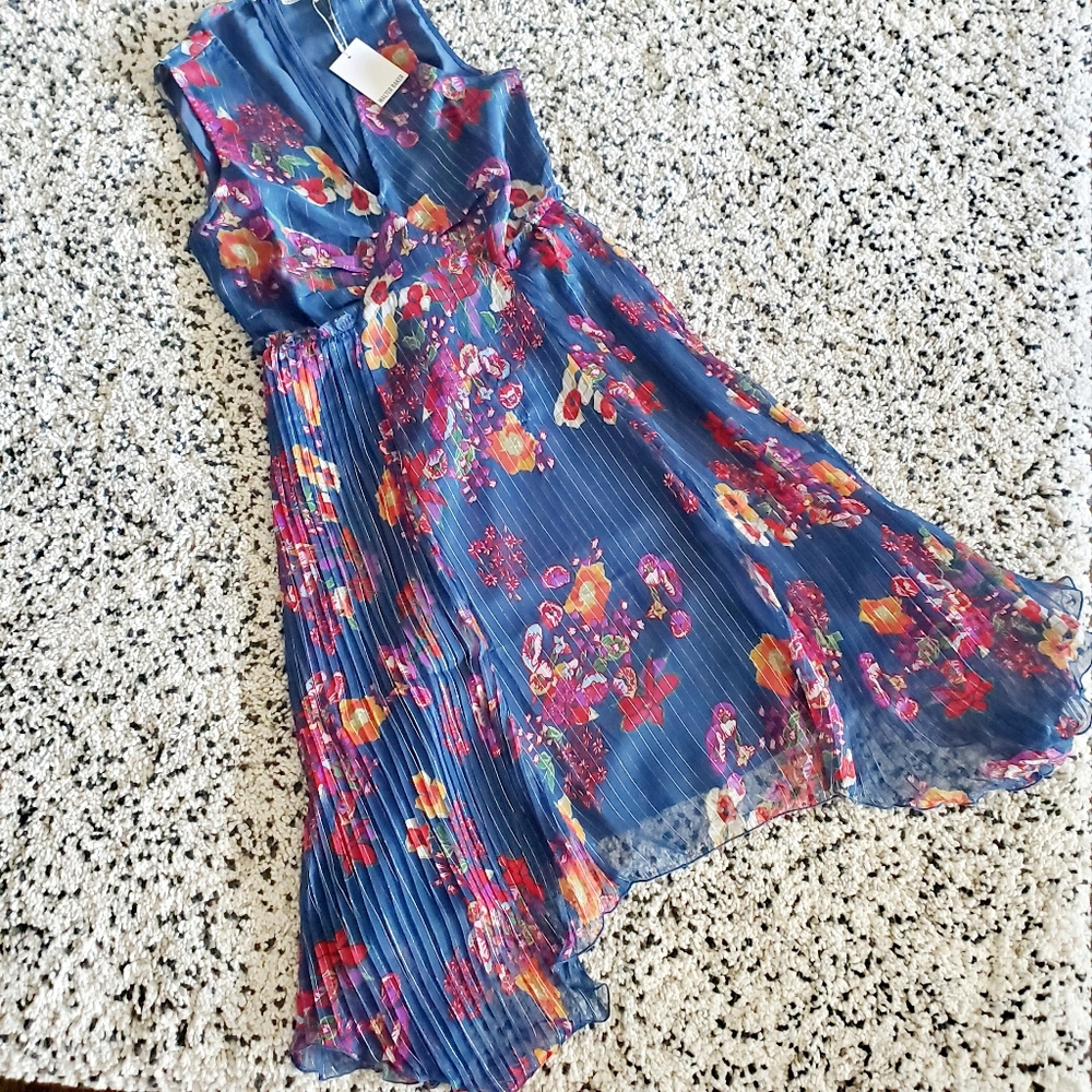 NWT ANTHROPOLOGIE Flowy Floral Dress - Picture 3 of 10